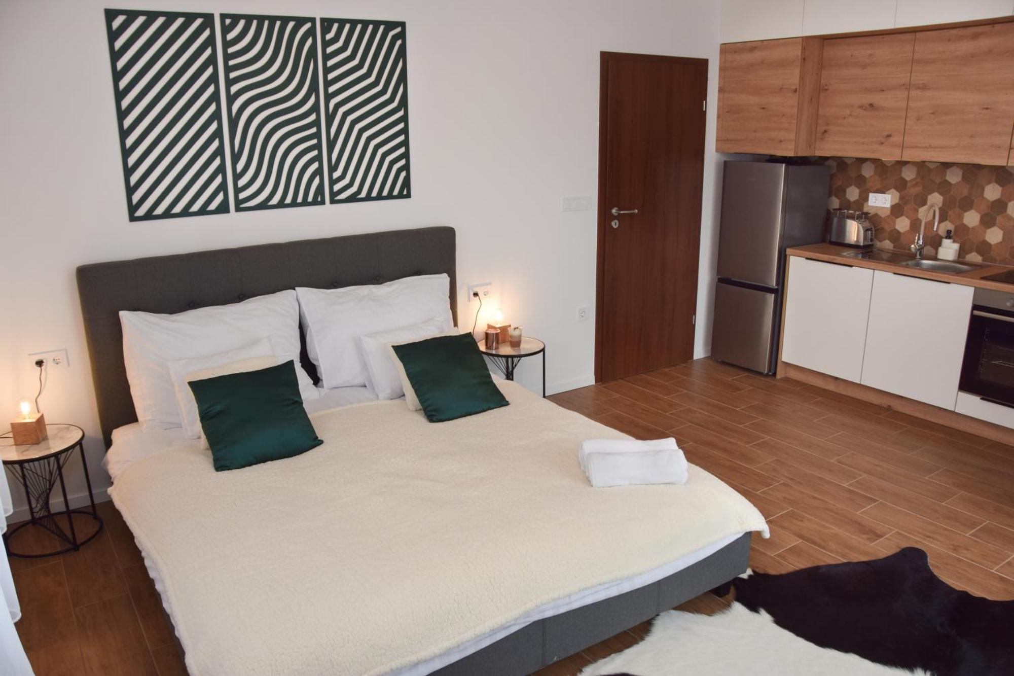 Silentium Premium Apartman Sarvar Exterior photo